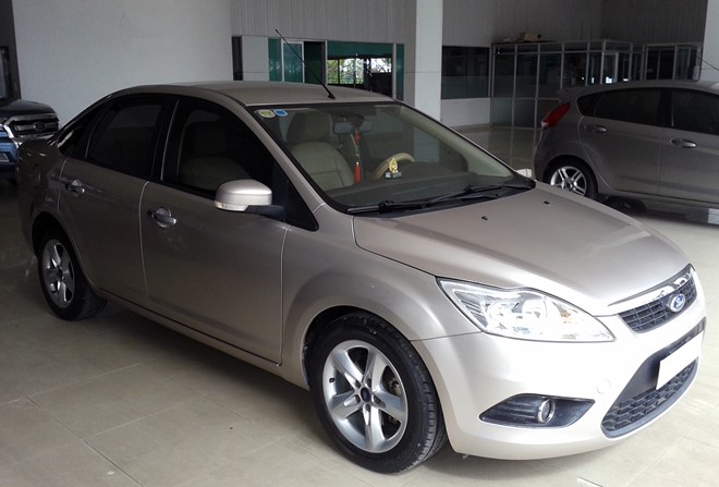 FordFocus18MT2011fordlamdongvn8 Sedan dưới 500 triệu? Tại sao không?