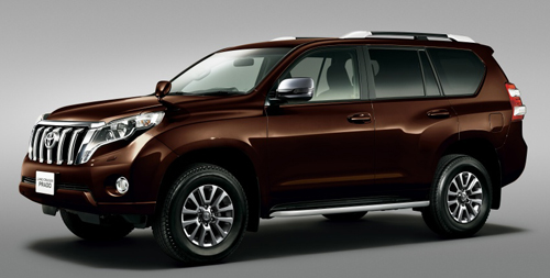 land cruiser prado 70th 1 850x 3026 8820 1472522510 Toyota Crown Athlete bản đặc biệt ghi ấn con đường 70 năm